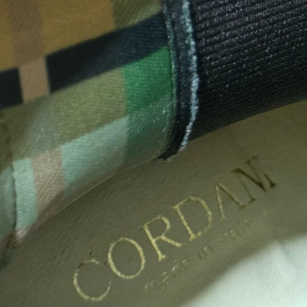 Cordani knew Boots 7.5/8
